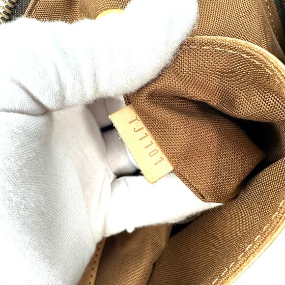 Louis Vuitton LV Monogram Carryall Satchel Duffle Bag - Picture 10 of 15